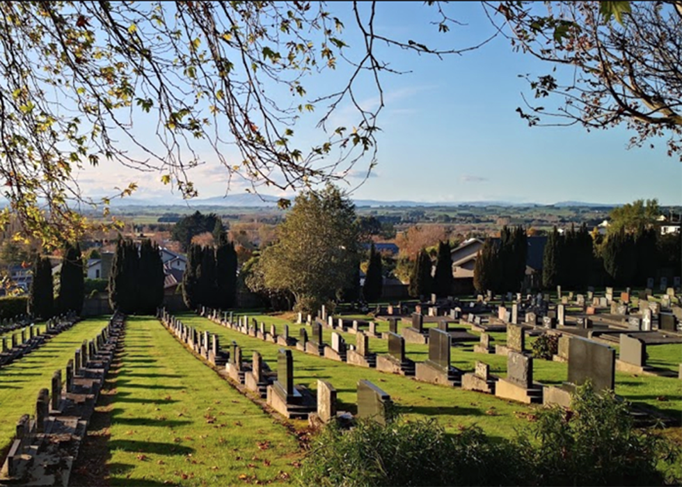 Gore Main Cemetery - Image showing graves